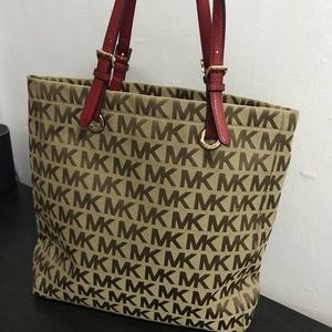 ❌SOLD❌Michael Kors MK monogram tote
